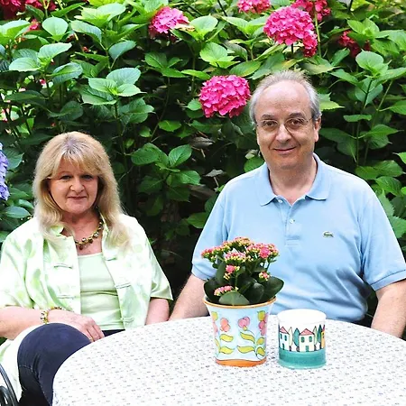 Il Giardino Incantato 4* 蒙特罗索阿尔马雷