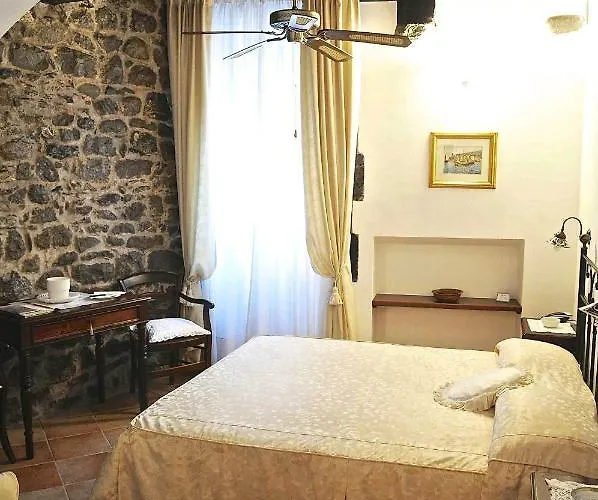 بيت ضيافة Il Giardino Incantato 4*