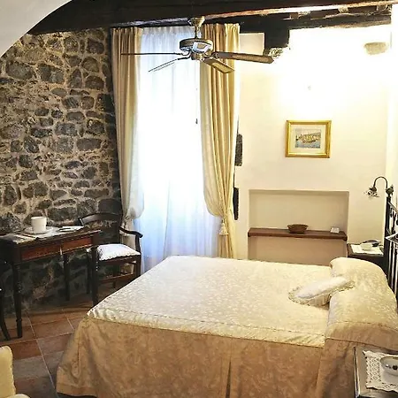 Affittacamere Il Giardino Incantato 4*